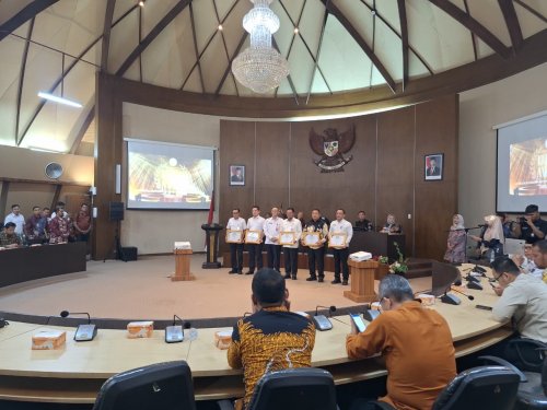 Pemkab Rokan Hilir Kembali Sabet Predikat Menuju Informatif Anugerah Keterbukaan Informasi Publik Riau 2025